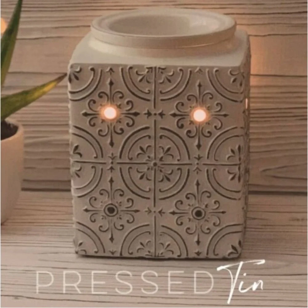 Scentsy Pressed Tin Warmer New